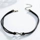thumbnail image 4 of Gargantilla Karma de Olbye, collar con círculos dorados, joyería para mujeres y niñas, collar de cuero con dijes (cuero marrón) --- Código de producto 37799, 4 of 5