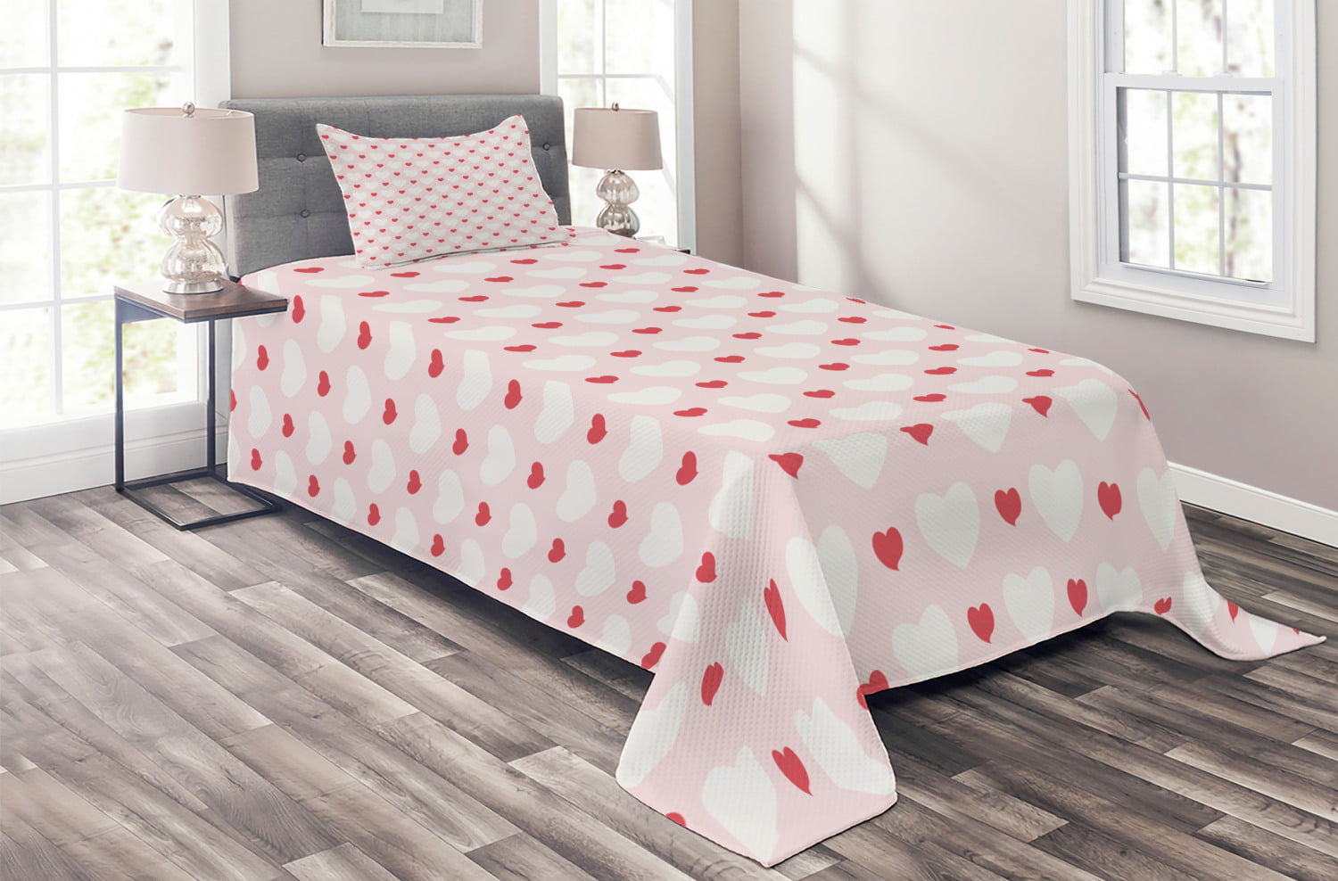 Angel Holding a Red Heart Print Details about   Anime Quilted Bedspread & Pillow Shams Set 