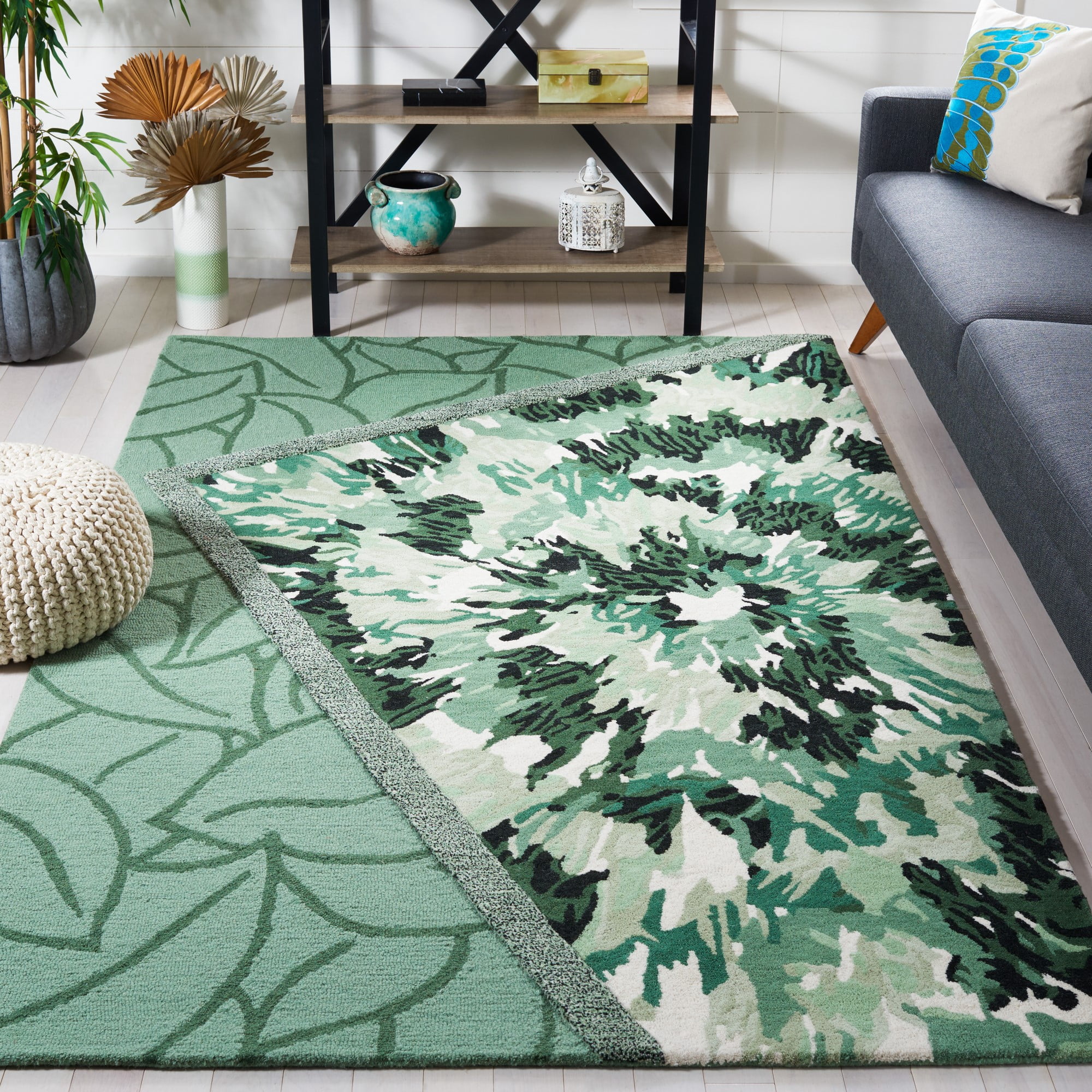 SAFAVIEH Fifth Avenue Deborah Abstract Area Rug, Green/Ivory, 6' x 9'