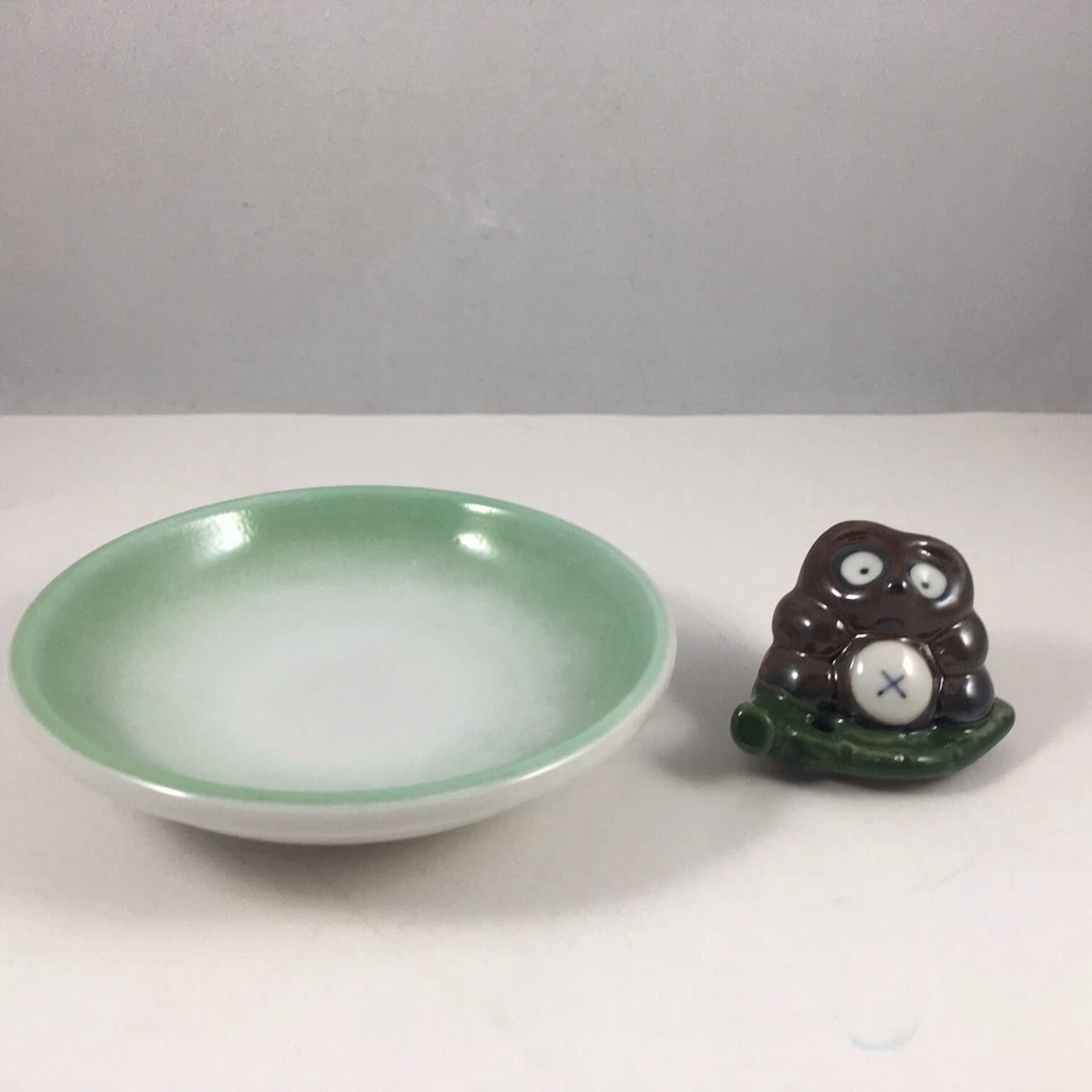 CRESTIN- Japanese Incense Stick Cone Burner Stand Holder Ceramic Brown Raccoon And Leaf