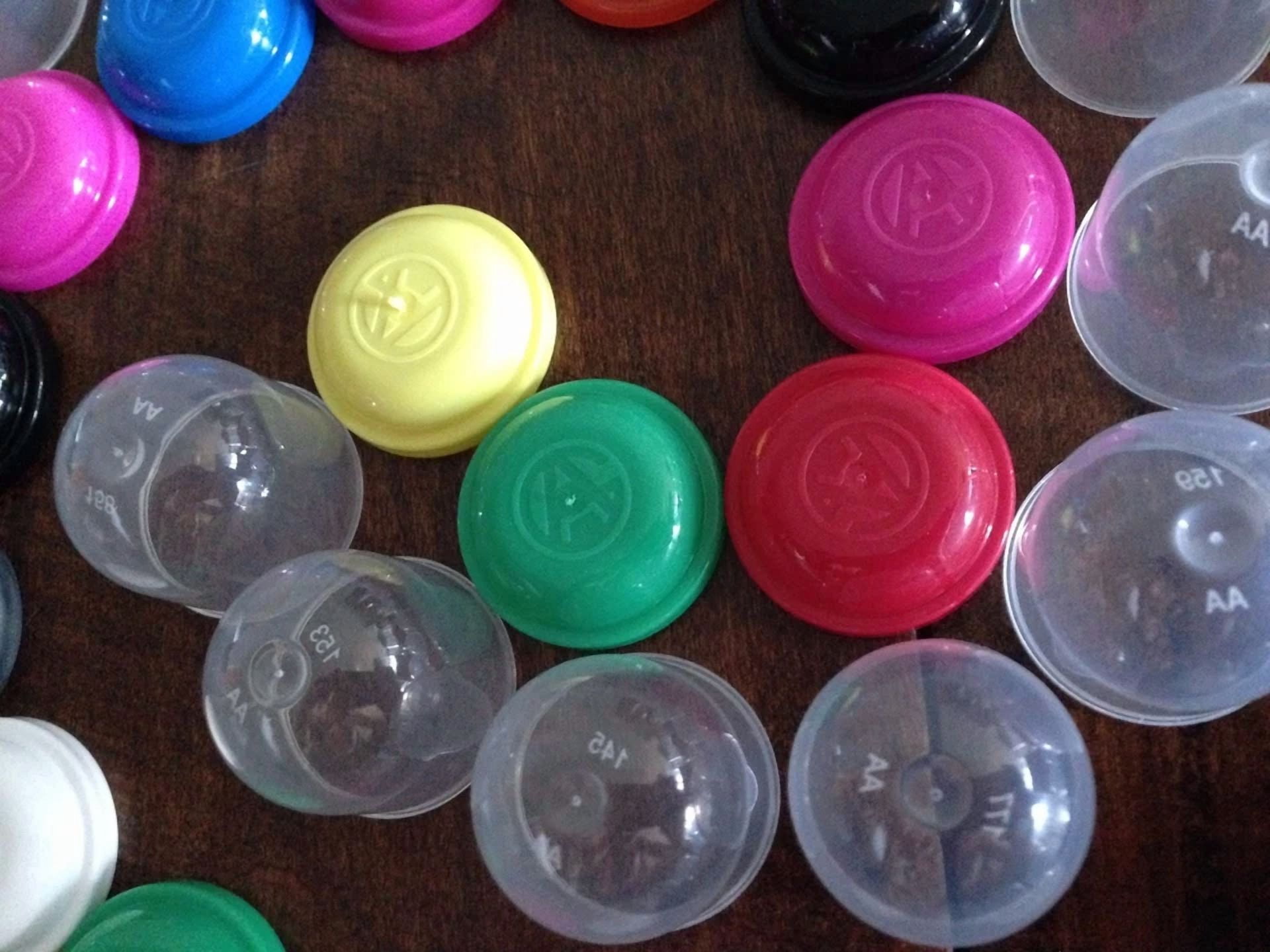 CRESTIN- 200 Empty Bulk Vending Capsules 1.1 Gumball Machine Toys Acorn Carnival Fun 1