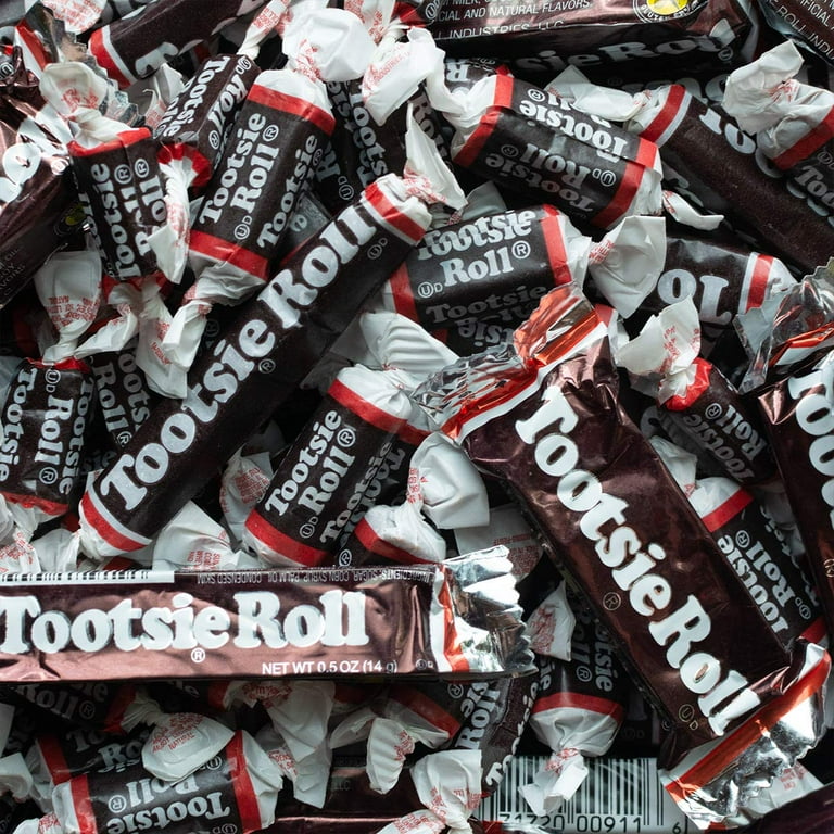 Tootsie Roll Mega Mix, 5 Different Shapes and Sizes of Classic Chocolatey  Tootsie Rolls - 4 Pound Bag