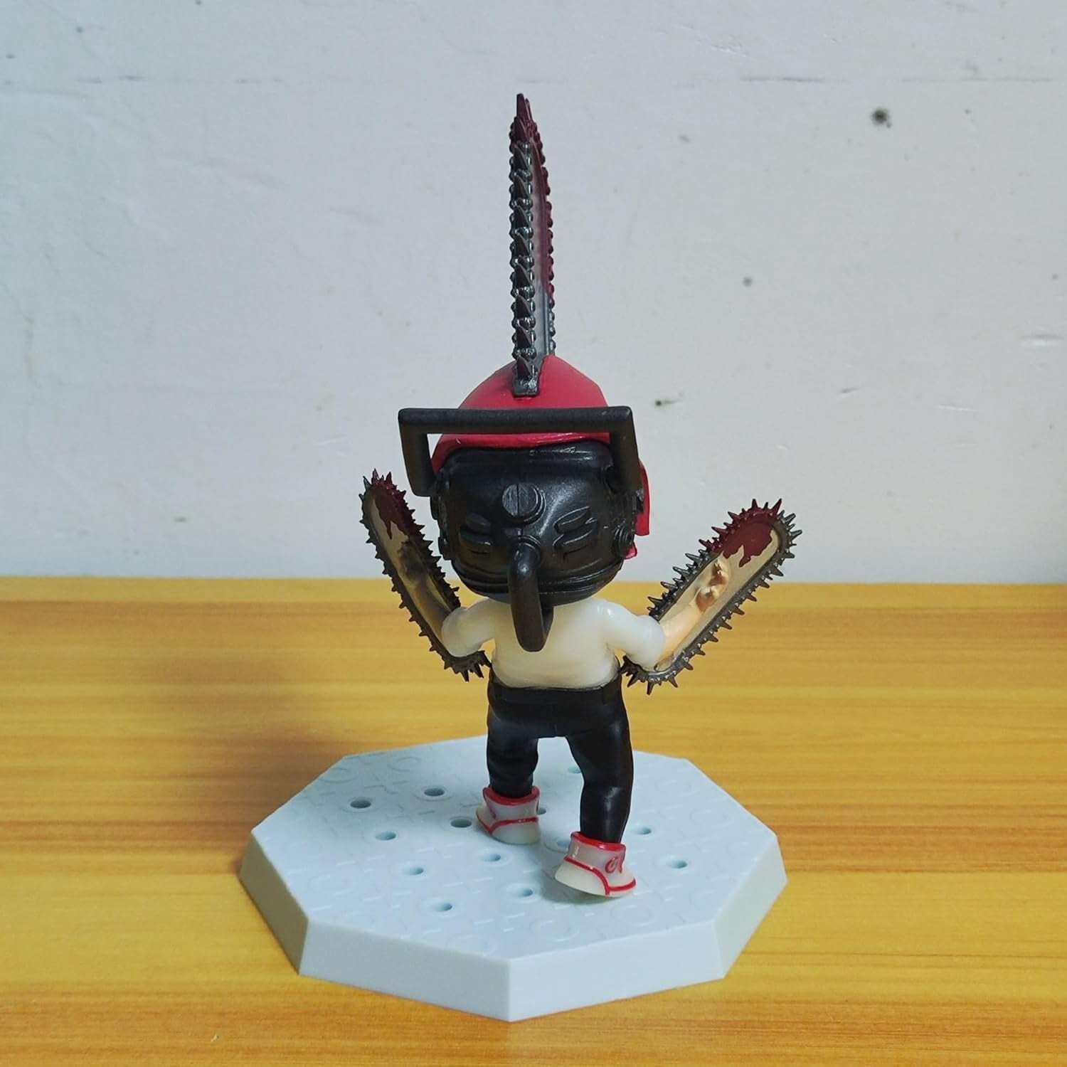 Newly Denji Pochita Figure Q Version Big Head Fighting Action Figures 16cm/6.3inch Anime Character Collection Decor Model Desktop Ornament Gifts