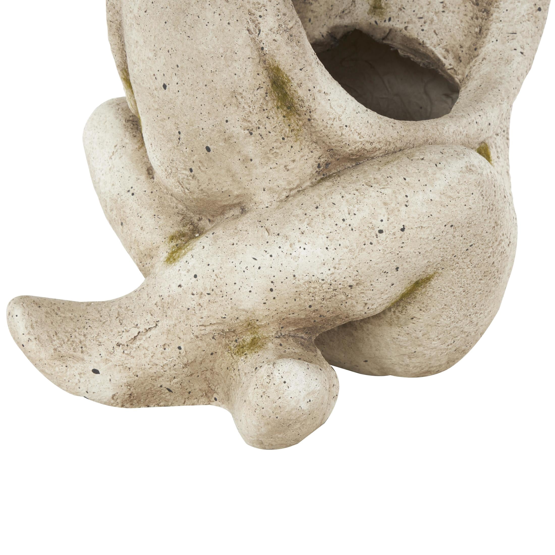 DecMode 12" x 17" Sitting Cream Polystone Family Planter
