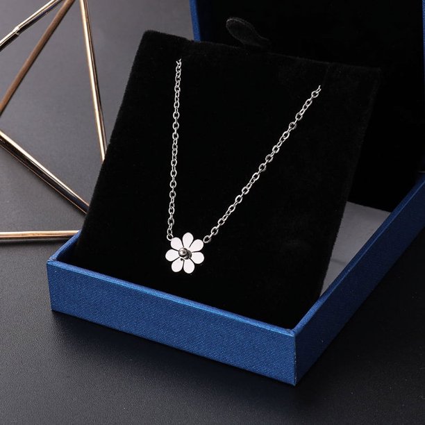 Collar de margaritas pequeñas para mujer, oro rosa, elegante, estilo moderno, cadena de clavícula, diseño de nicho, colgante de flor con sentido
