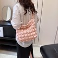 thumbnail image 3 of Bolso Hombro Mujer Nube Plisado Acolchado Hilo Bordado () Rojo Rosa, 3 of 9