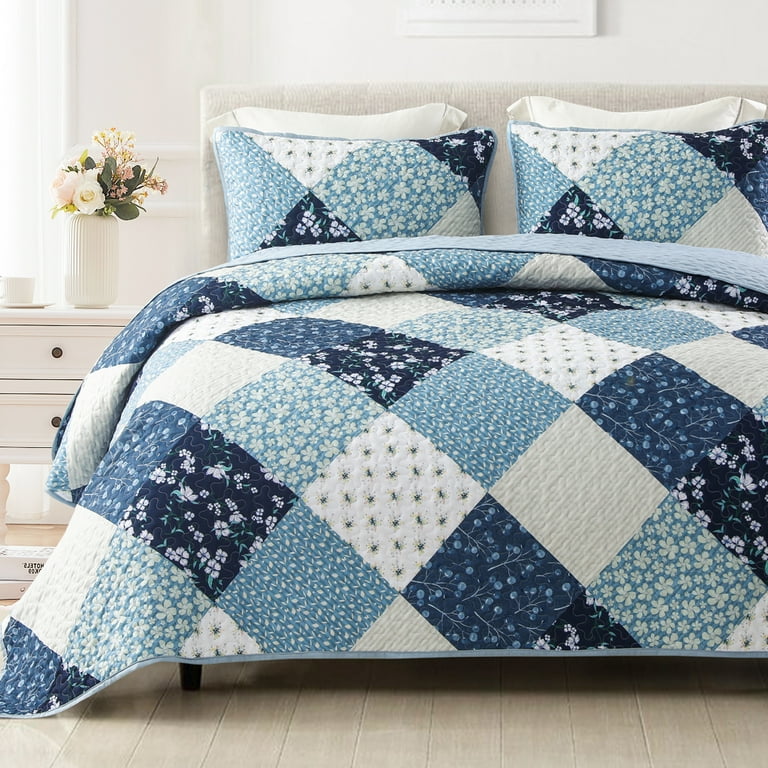Navy on sale coverlet king