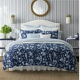 thumbnail image 1 of Set de edredón Laura Ashley King Branch Toile, algodón azul, 1 of 9