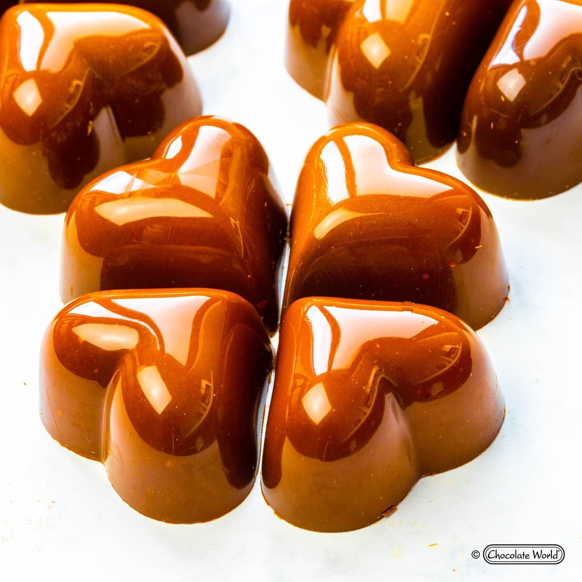 その他 chocolat Chocolate World 1526 Polycarbonate Candy Mold with 28 Puffy