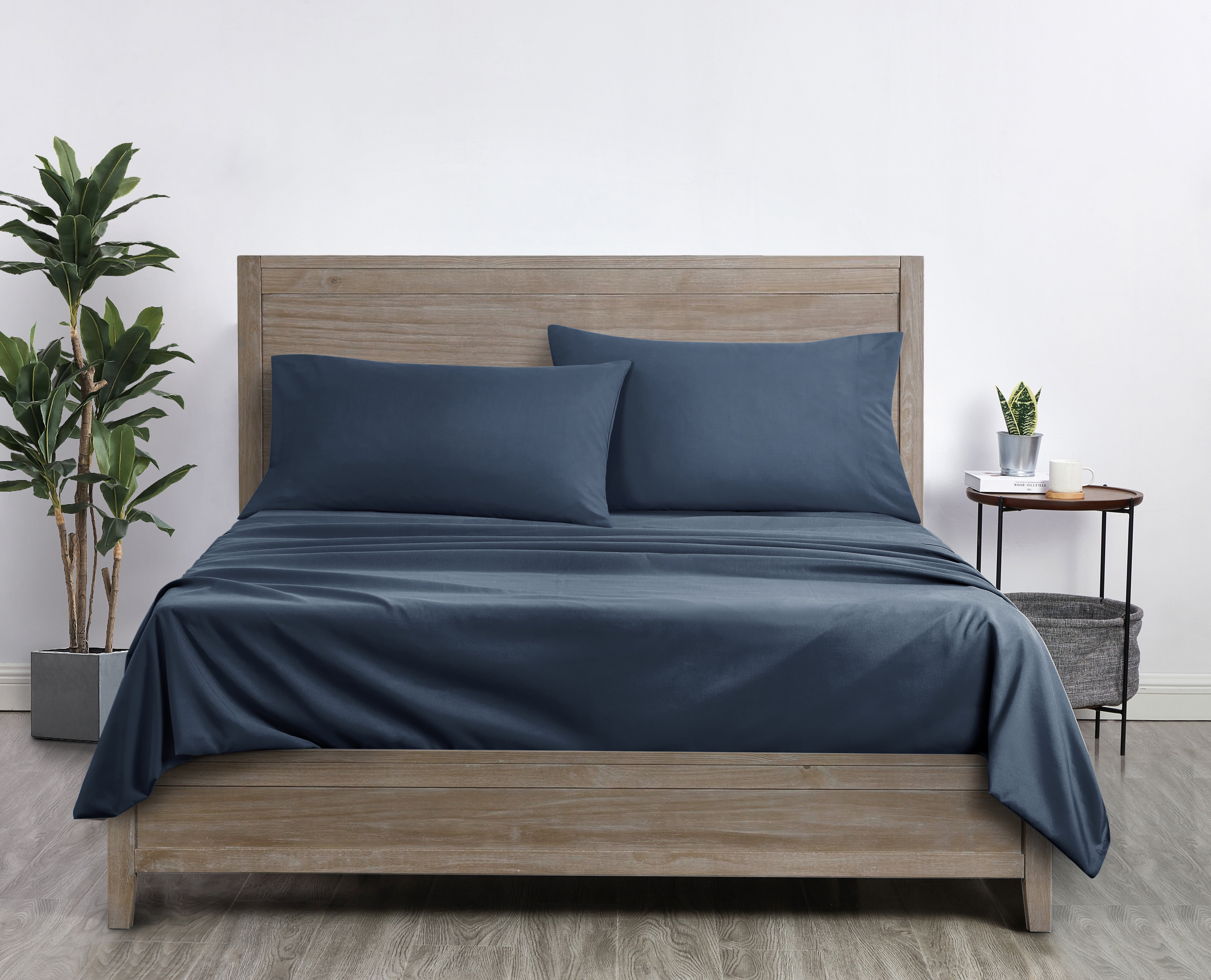 Mainstays Comfort Chill Microfiber Bed Sheet Set, Queen, Washed Indigo, 4 Piece