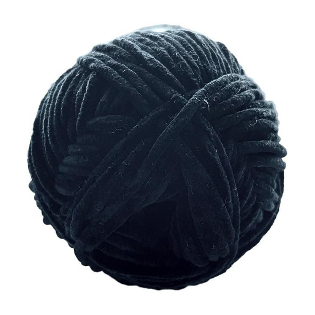 Mainstays Chenille Yarn, Black Bird, 100% Polyester, 10.5 Oz, 315 Yards, Mainstays Chenille Yarn, 10.5 Oz 315 Yards