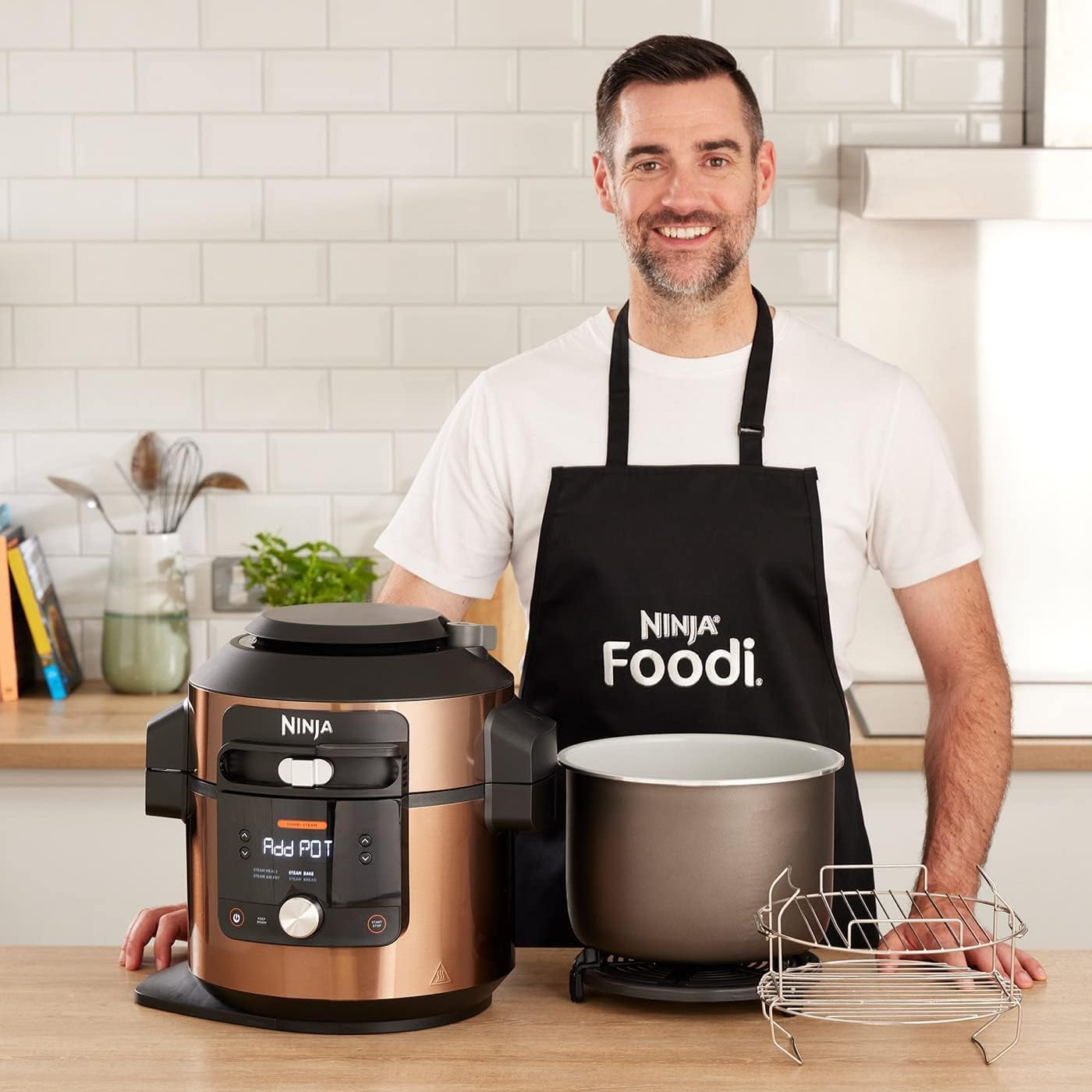 Ninja OL601 Foodi XL 8 Qt. Pressure Cooker Steam Fryer with  SmartLid, 14-in-1 that Air Fries, Bakes & More, with 3-Layer Capacity, 5  Qt. Crisp Basket & 45 Recipes, Silver/Black