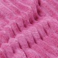thumbnail image 3 of Bedelite Manta De Forro Polar Tamaño King – Jacquard Acanalado 3D Suave Y Cálido Mantas Decorativas Difusas – Acogedoras Mantas Ligeras De Felpa Esponjosa Para Sofá Cama (Rosa Fuerte 108 X 90 Pulgadas, 3 of 5