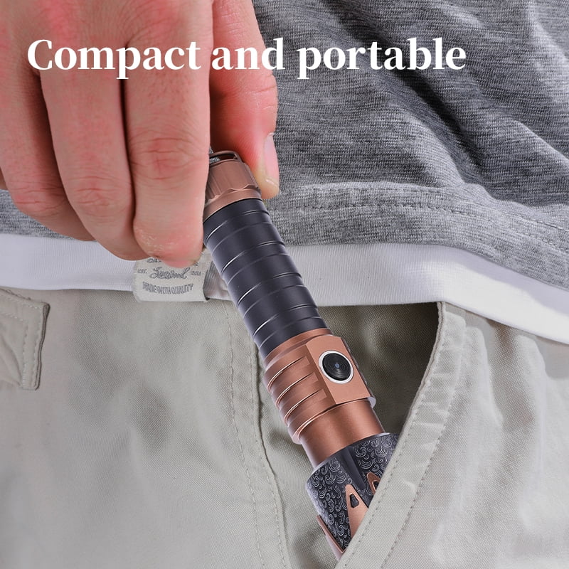 SKYFIRE Compact Flashlight, a high-brightness LED flashlight, features special pattern treatment, has an extendable and zooming function, extremely long battery life, six levels of brightness adjustm