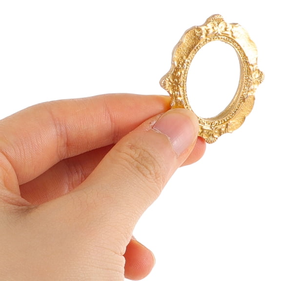 NIAIZEK 30-Piece Golden Resin Mini Photo Frame Craft Kit for Displaying Pictures and Home Decor Accents