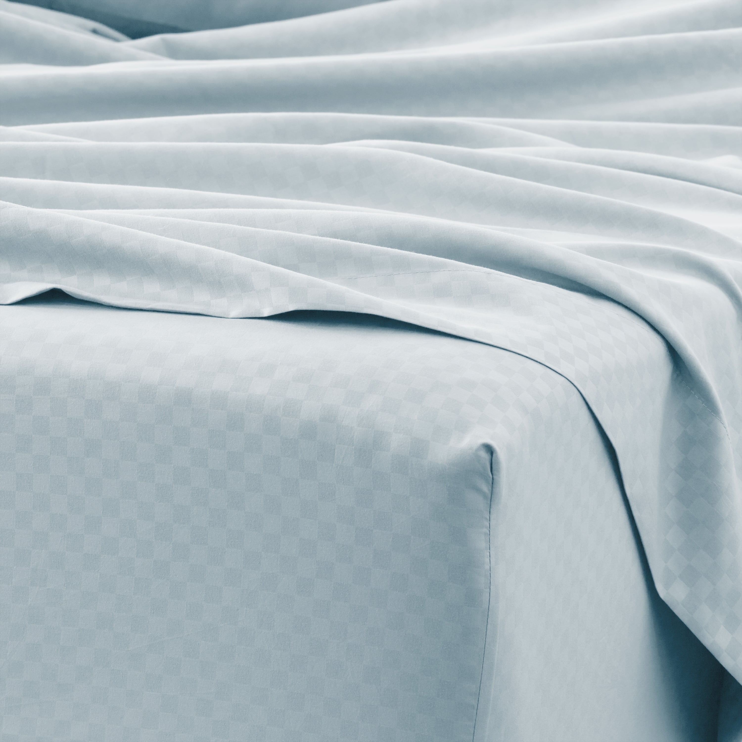 Noble Linens 4 Piece Aqua Checkered Embossed Bed Sheet Set, Full