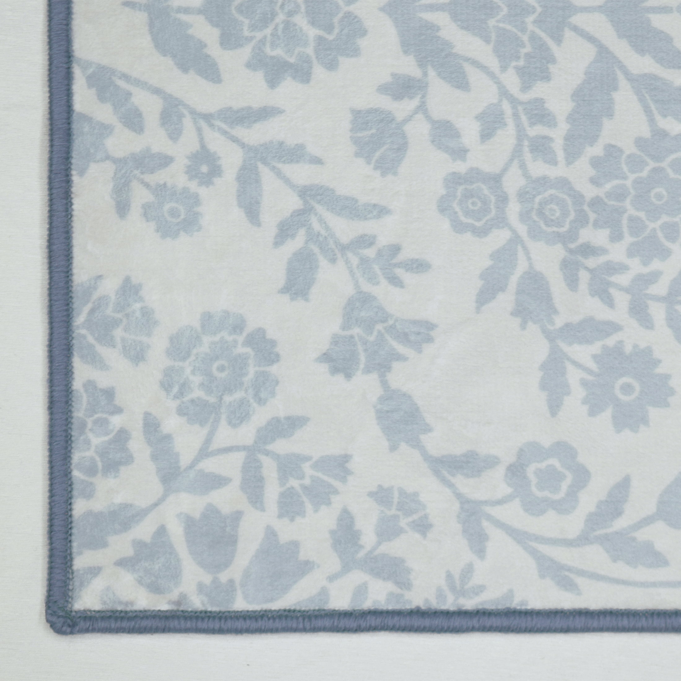 My Texas House Blue Floral Medallion Machine Washable Indoor Area Rug, 7'6" x 9'5"