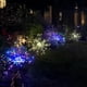 thumbnail image 3 of Luces solares para jardín, luces solares de fuegos artificiales, cadena de luces con energía solar con 2 modos de iluminación, centelleante y constante para jardín, patio, jardín, parterre, 3 of 5