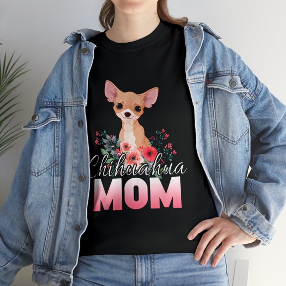 Chihuahua Mom Flowers Cute T-Shirt