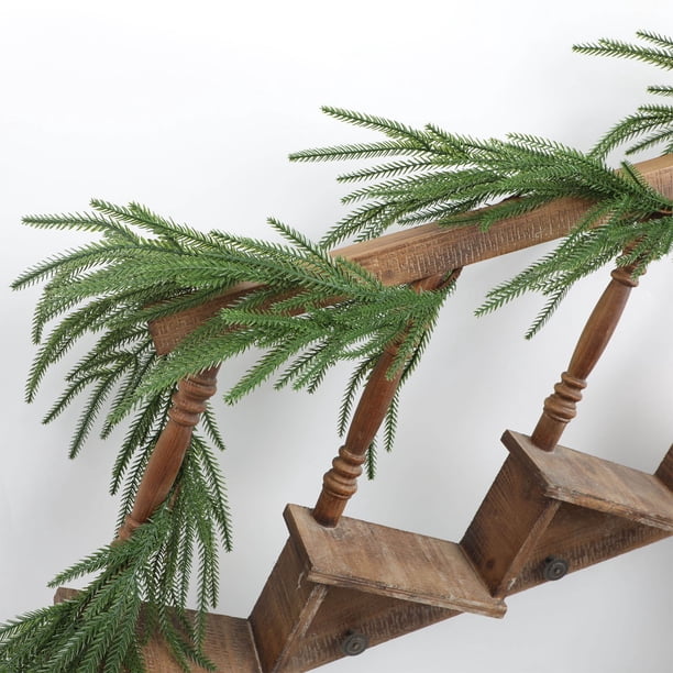 Artificial Christmas Garland, Realistic Pine Needle Vines with Faux Greenery for Holiday Decor, Indoor Outdoor Christmas Tree Wreath Mantel Staircase Wedding Party Festival Decoration