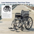 thumbnail image 4 of Silla de ruedas ligera Drive Medical Cruiser III con brazos abatibles extraíbles, brazos completos, reposapiés abatibles y asiento de 18 pulgadas, 4 of 5
