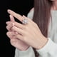 thumbnail image 4 of ER Anillo de copo de nieve giratorio anillo giratorio moda femenina pe brillar  Electrónica, 4 of 5