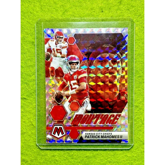 Patrick Mahomes SILVER PRIZM MOSAIC MONTAGE Insert CARD 2023 Mosaic KC CHIEFS SP