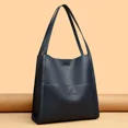thumbnail image 2 of Bolso de hombro para mujer 2024, nuevo bolso de mano cuadrado de gran capacidad, tendencia de bolsos de diseñador de lujo, bolsas de mujer, 2 of 5