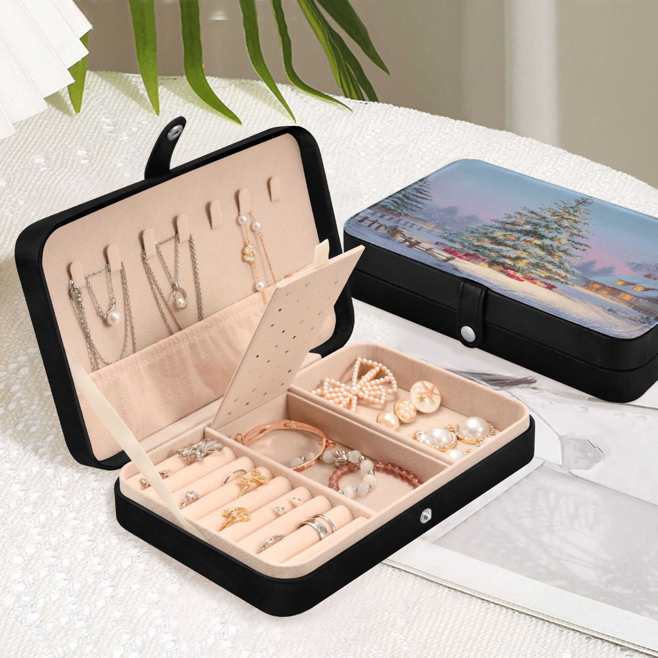 Leather Jewelry Box Rectangular 8.27x5.5x1.78In Travel Jewelry Storage Earrings Necklace Bracelet Watch Brooch Storage Beautiful Christmas