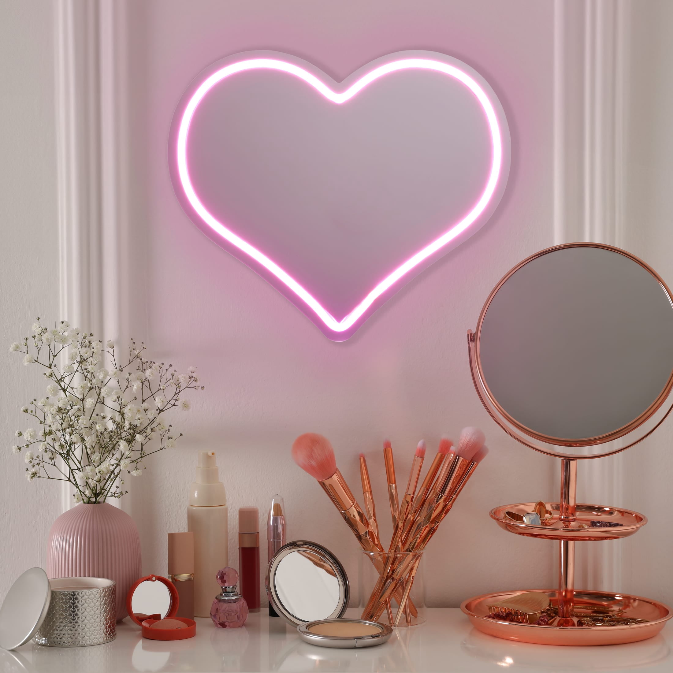 Melannco 13 X 11 inch Heart Shaped Mirror with Neon Led Lights