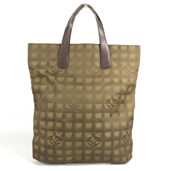 Pre-Owned CHANEL New Travel Line Flat Tote Bag, Shopper Vertical Handbag, Nylon and Leather,...