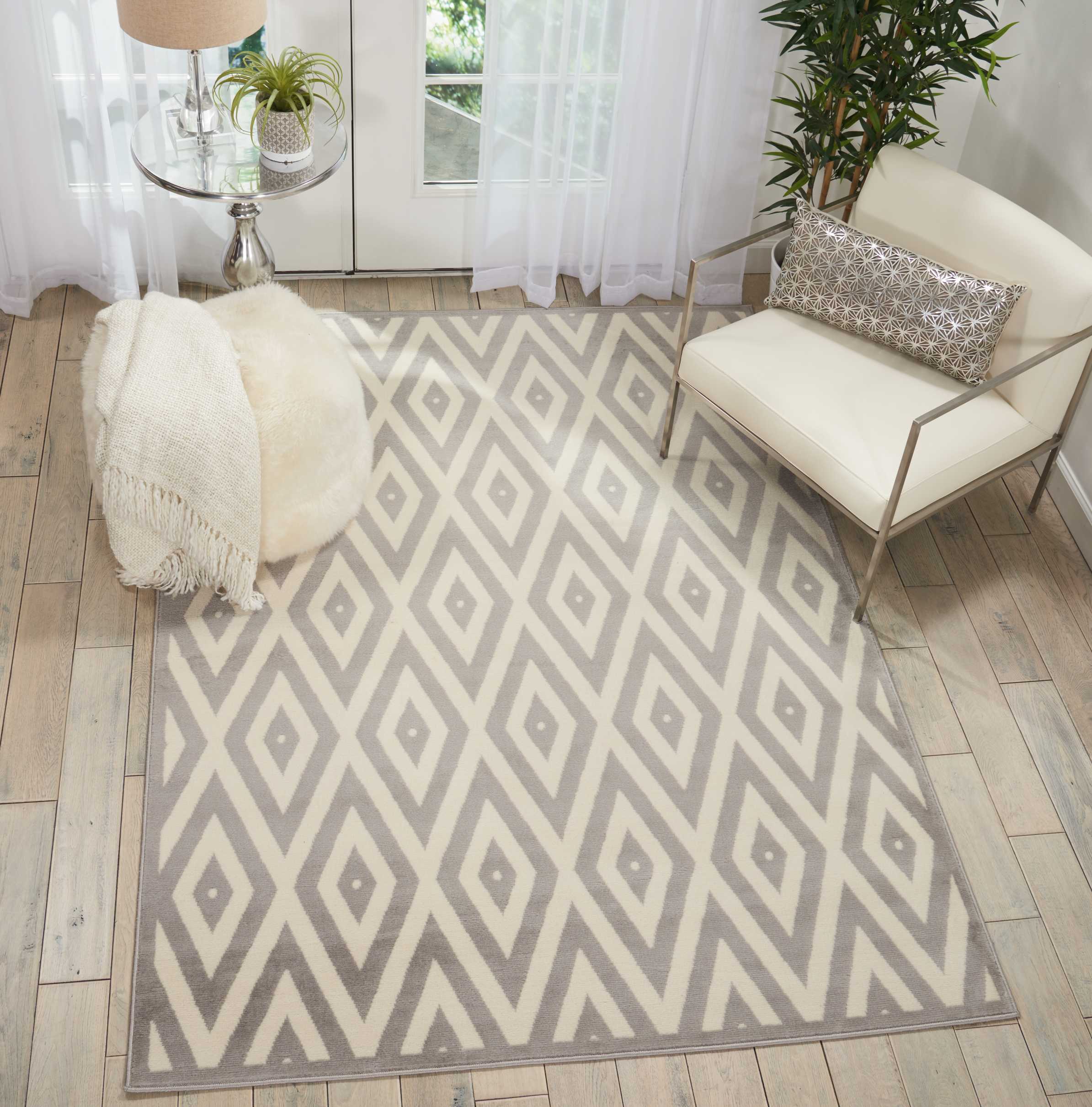 Geometric White/Grey Area Rug by Bellamy Studios