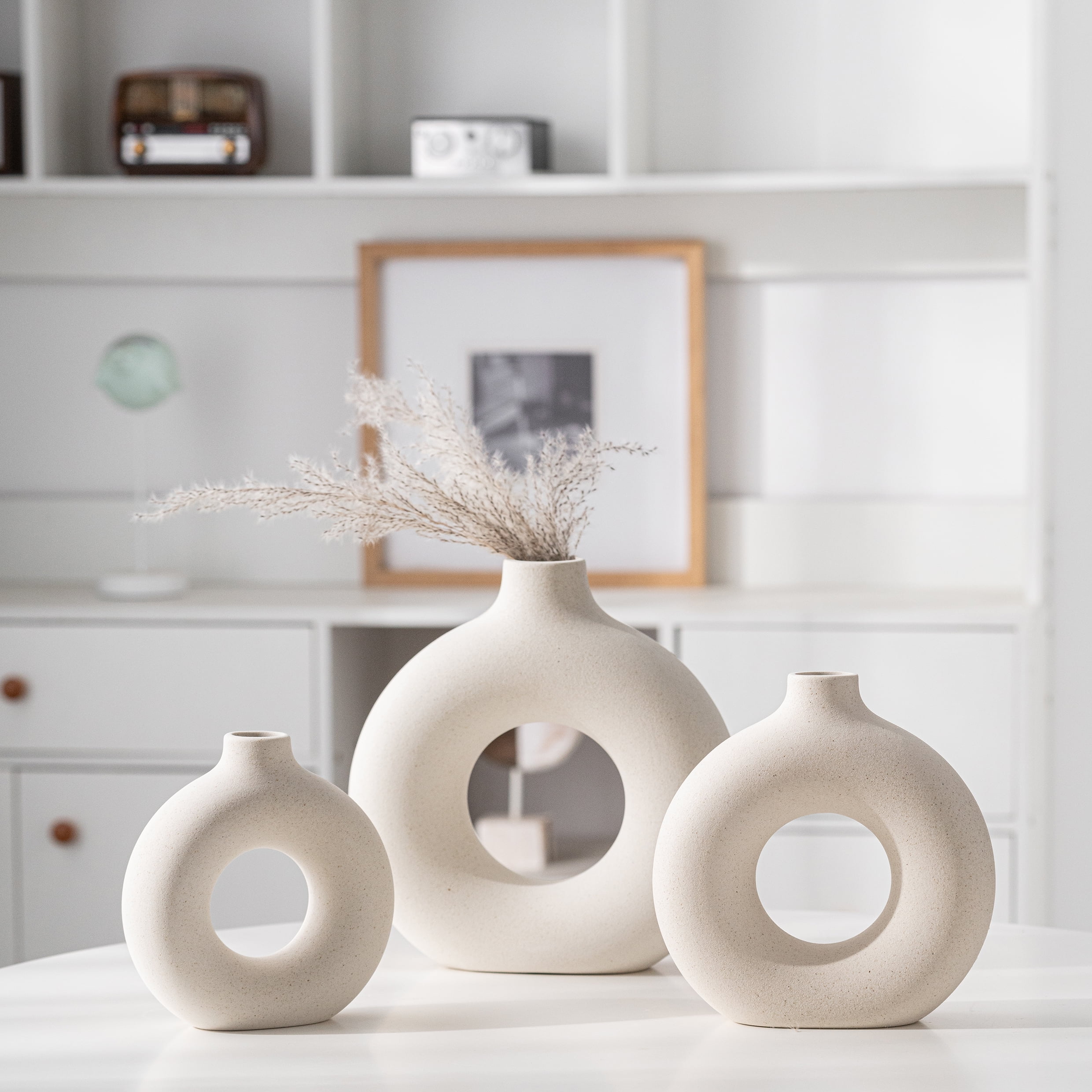 Kimisty Ceramic Hollow Donut Vase Set 3, Off White Pampas Vases for
