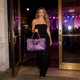 thumbnail image 5 of Bolso de hombro con lentejuelas Tote de gran capacidad - Bolso de cadena para desplazamientos de moda, estilo coreano, bolso portátil para viajes casuales y portátiles, diseño plisado suave, 5 of 6