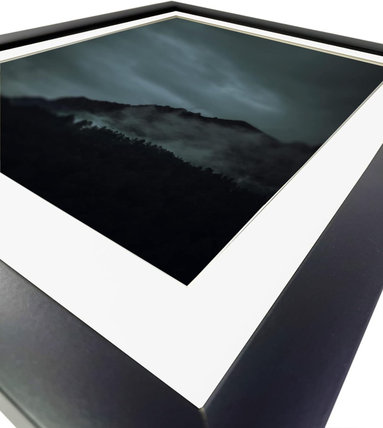 Craig Frames 1WB3BK 5 x 7 Inch Black Picture Frame Matted to Display a 4 x 6 Inch Photo