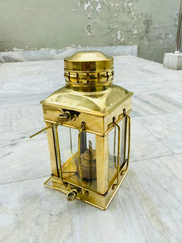 Vintage Antique Brass Oil Lamp Lantern Collectible Nautical Maritime Ship Lantern Oil lamp Boat Lighting