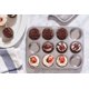 thumbnail image 3 of Molde para muffins y cupcakes Fox Run, 12 tazas estándar, acero inoxidable, 3 of 8