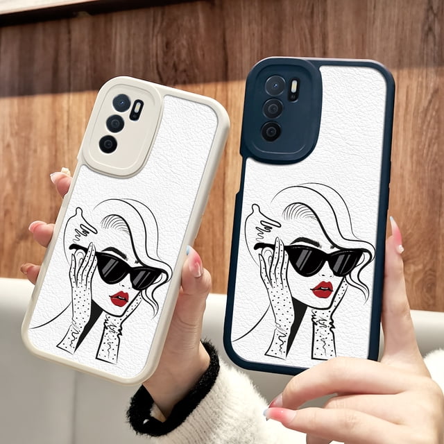"Dale a tu iPhone un cambio de imagen moderno con una original funda plateada mate de doble capa para teléfono"