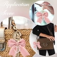 thumbnail image 4 of Llavero rosa con dije para bolso, mochila, llavero con lazo, llavero de perla, accesorios, llavero con colgante de perla en forma de corazón, 4 of 9