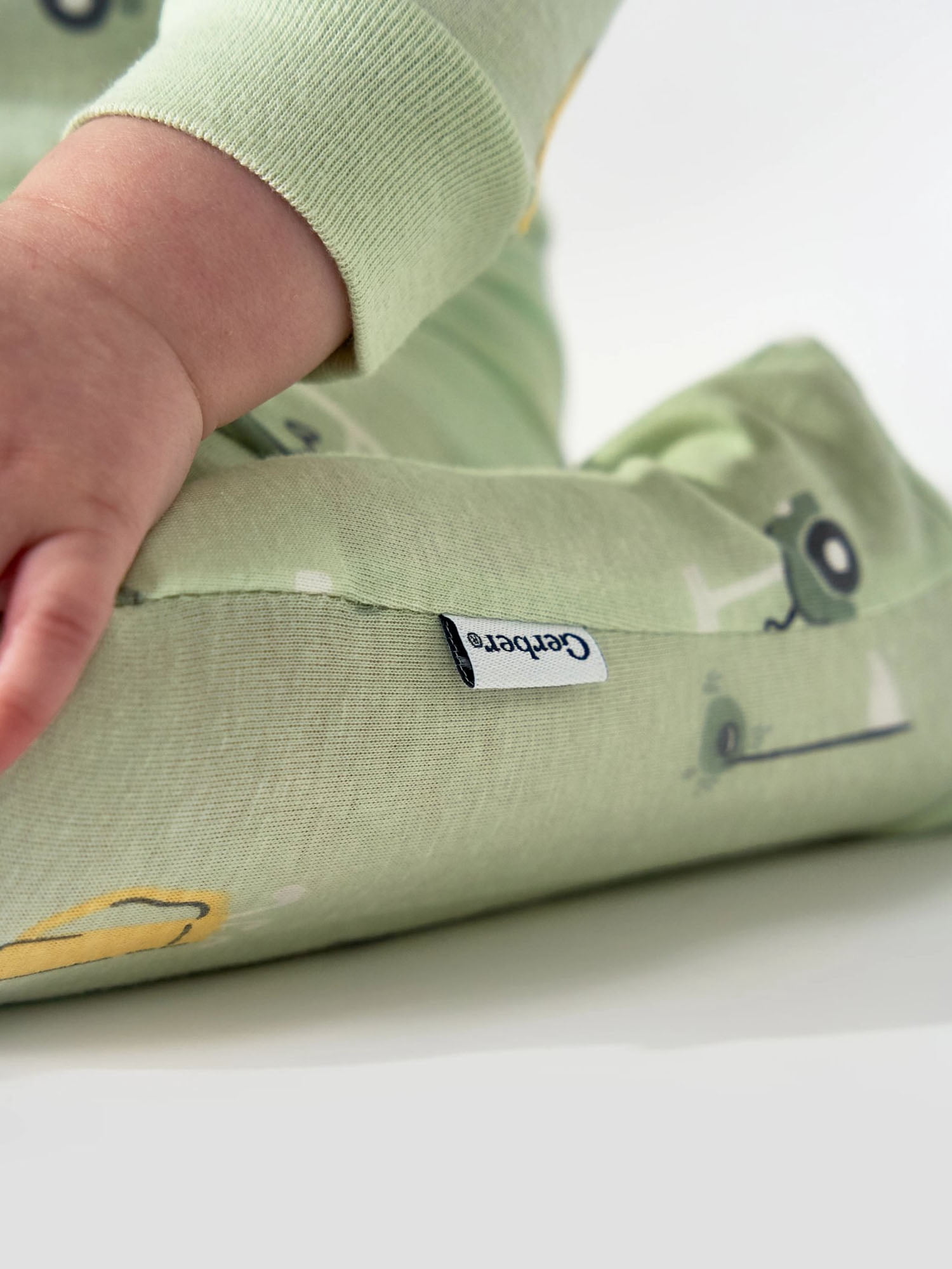 Gerber Baby Neutral Sleep N´ Play 2-Way Zipper Footed Pajamas, 4-Pack, Sizes, Newborn - 6/9 Months