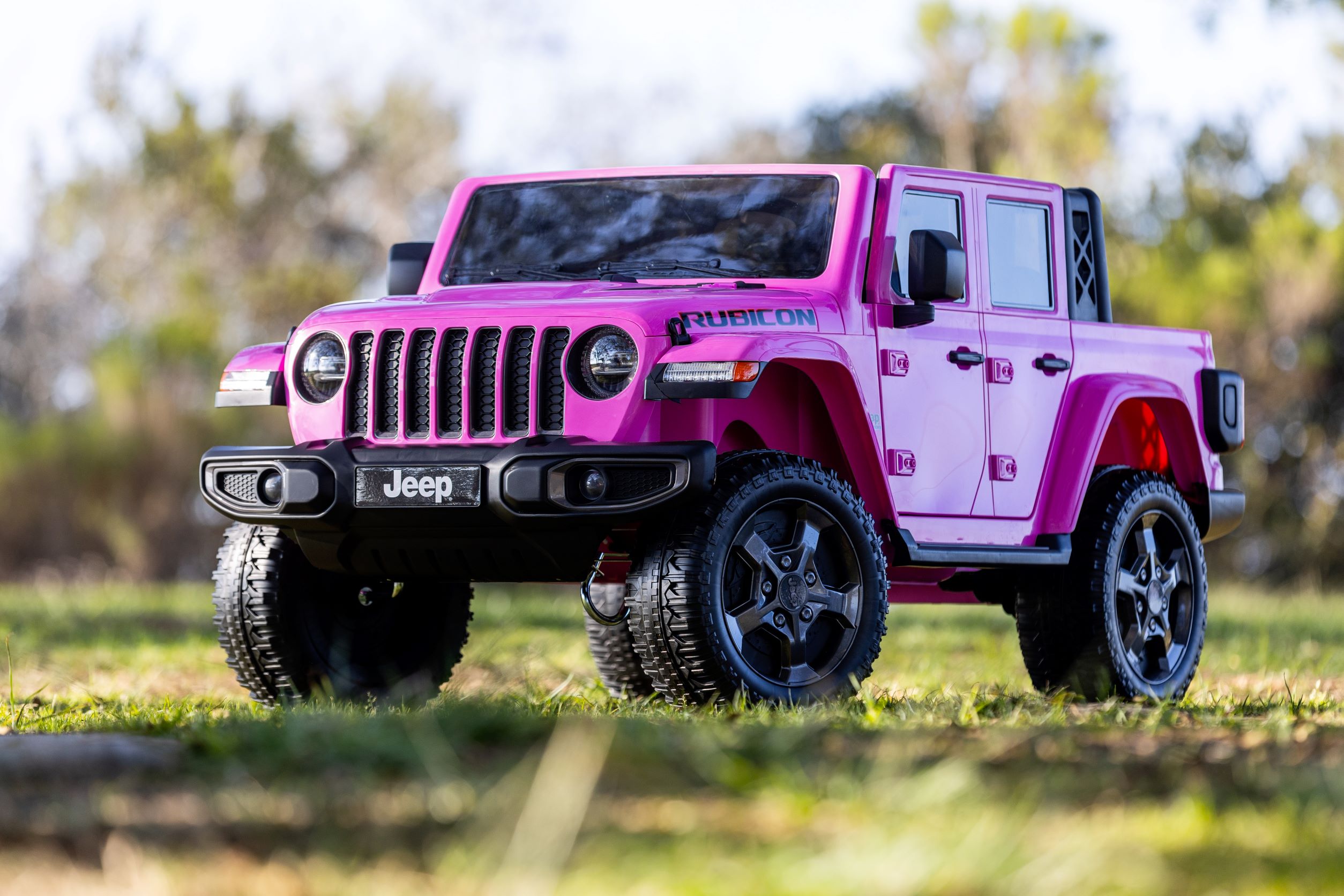12V Jeep Gladiator Rubicon Battery Powered Ride-on by Hyper Toys, 2-Seater, Pink, for a Child Ages 3-8, Max Speed 5 mph - image 4 of 13