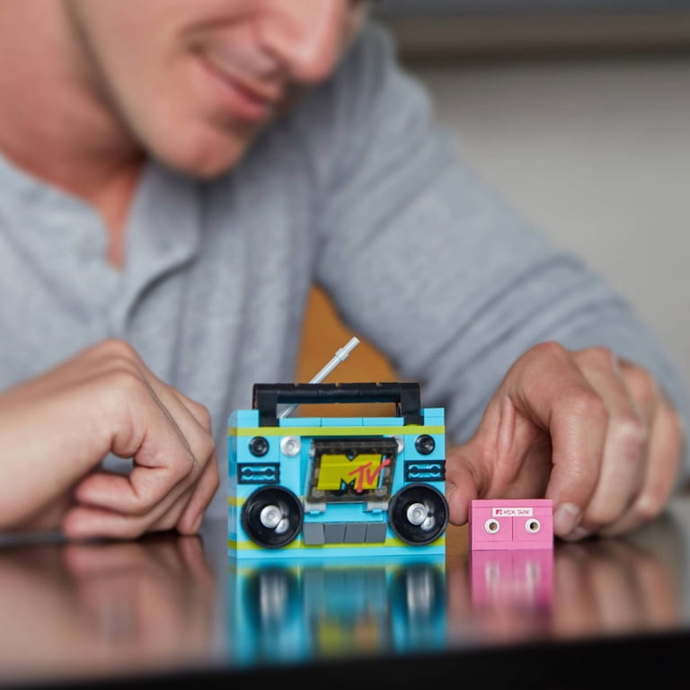 Brickcraft MTV Retro Blue Boom Box Building Kit, 96 Pieces photo 2