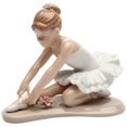 thumbnail image 1 of Cosmos Gifts 20865 Bailarina en figura de cerámica blanca, 3-7/8 pulgadas, 1 of 5