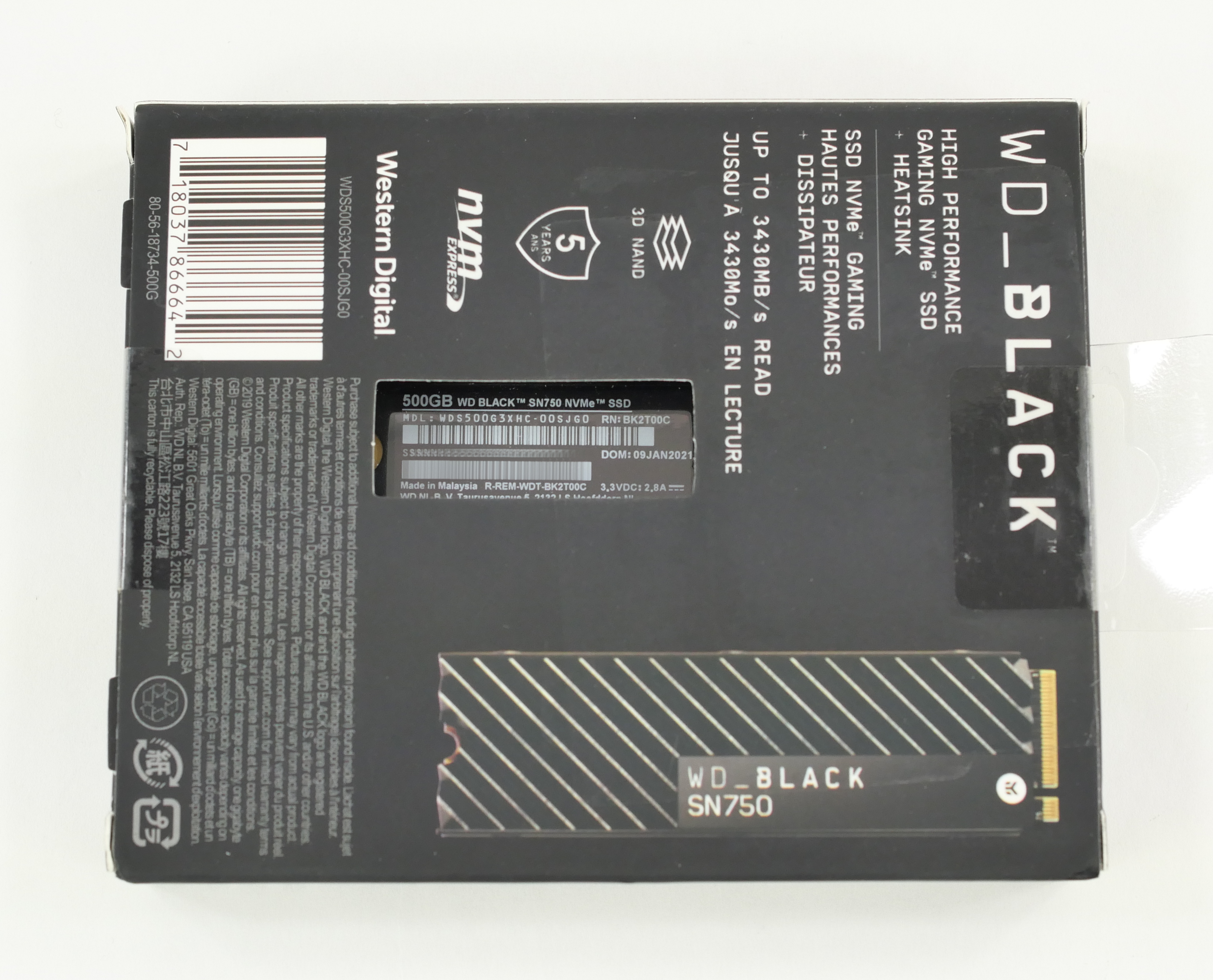 akiWD SN750 NVMe WDS500G3X0C 500GB fd8a69e7-55a3-4351-9a36-