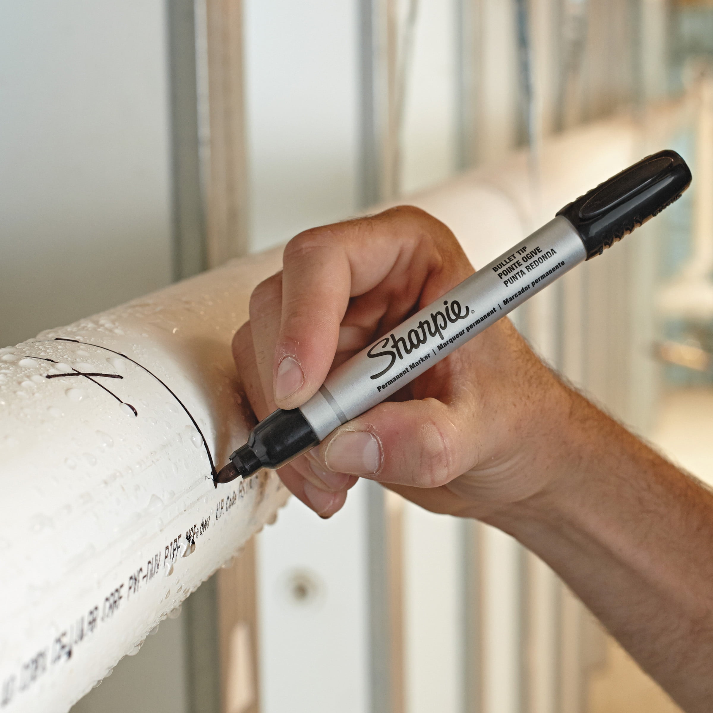 Pen-Style Permanent Marker, Fine Bullet Tip, Black, Dozen - BOSS