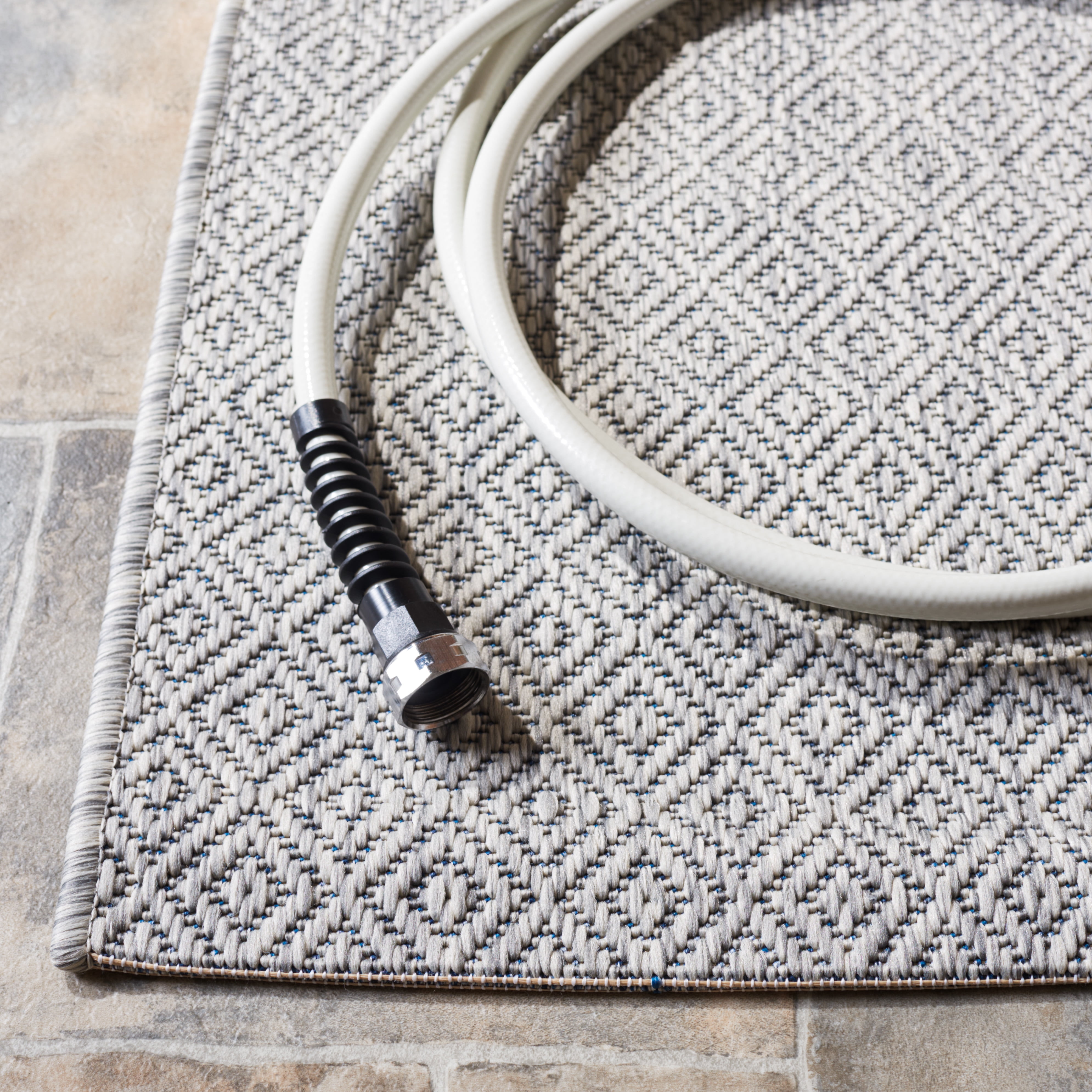 Safavieh Courtyard Mitre Geometric Indoor/Outdoor Area Rug, Gray, 5'3" x 5'3" Square