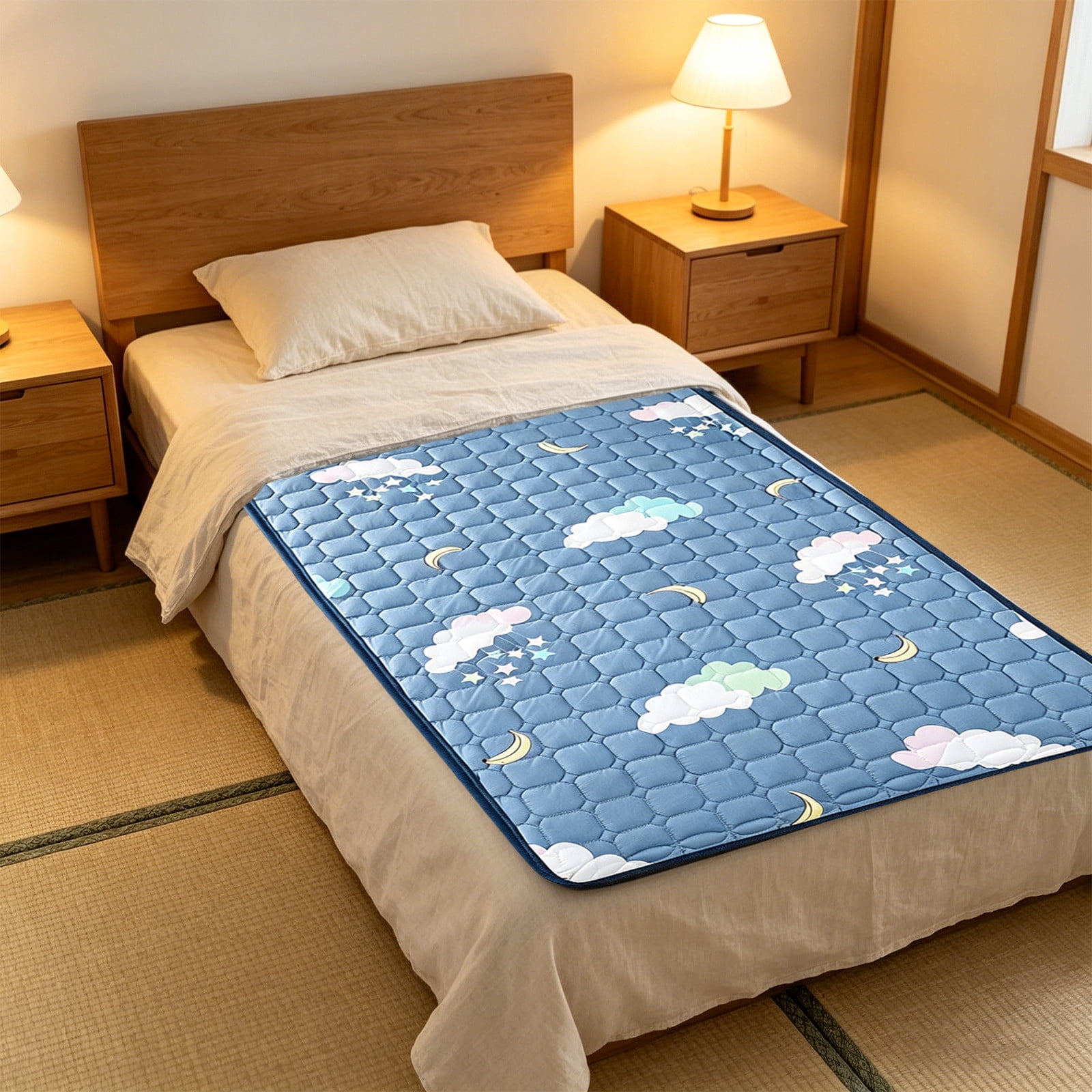Mattress Protector Non Slip Quilted Mattress Pad Breathable Reversible Washable Bed Cover Comfortable Durable Stay In Place Design, for Bedroom Dorm Bed Home Sleeping Protection