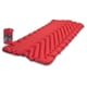 thumbnail image 1 of Klymit Colchoneta Inflable para Dormir Estática V Luxe con Aislamiento para Acampar, Senderismo Liviano y Cama de Aire para Mochileros para Climas Fríos,Red, 1 of 3