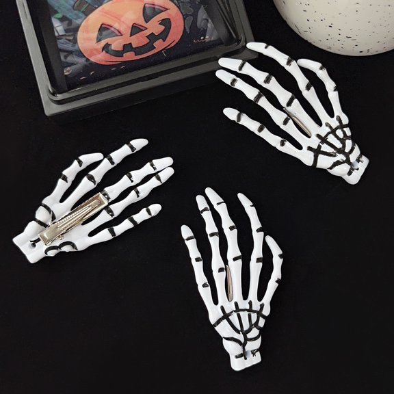 Halloween Hair Claw - Creepy Skeleton Hand Hair Clip for Gothic Hairstyles