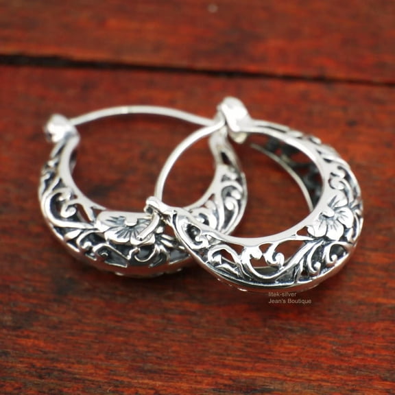 QQTDFG 925 Sterling Silver Hoop Filigree Leaves Flowers Hinged Earrings A1405-default